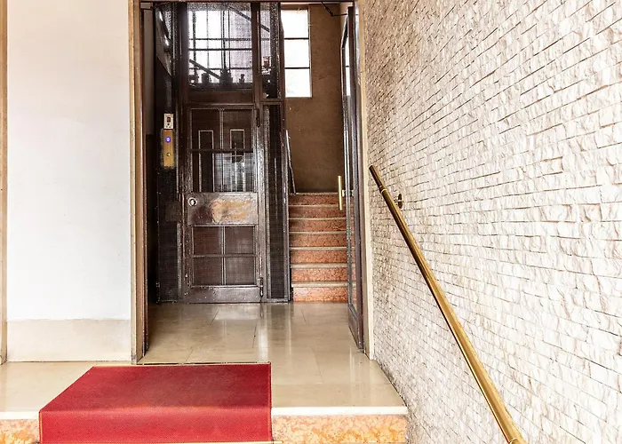 Dehomes - Milano Sempione Exclusive